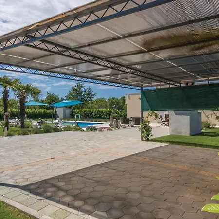 Stunning In Holiday home