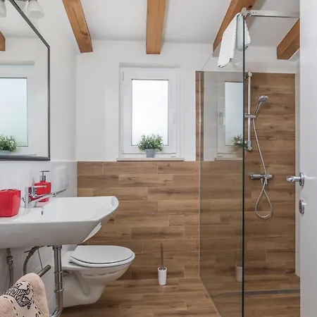 Holiday home Stunning In Bale