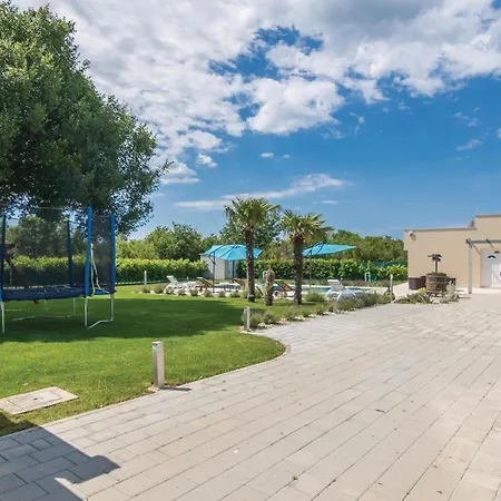 Stunning In Holiday home Bale